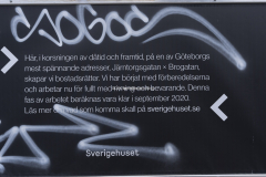 Här kan man läsa om de bostäder som ska byggas. Jag har berättat om detta projekt redan i ett annan inlägg.