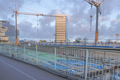 Jobb pågår på Hisingsbron. I bakgrunden syns Regionens hus och till vänster den nya fastigheten Platinan.