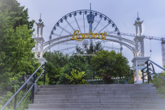 Liseberg har öppnat för säsongen. Antalet besökande är fortfarande begränsat.