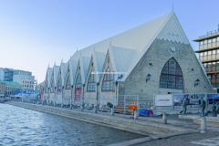Feskekörkan kommer att öppnas igen i år. Vi kommer att kunna köpa fisk och äta på restaurang där.