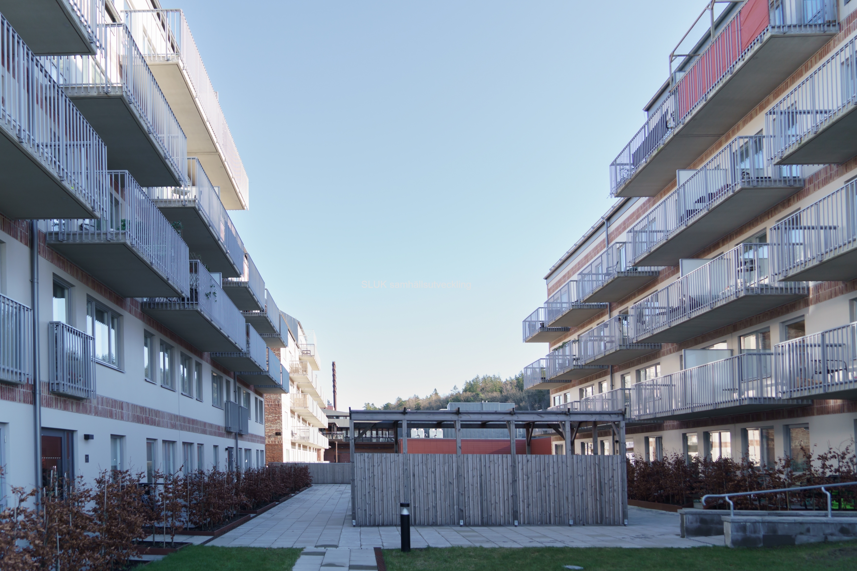 Färdiga och bebodda bostäder i Mölnlycke fabriker.