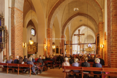 Det är kulturnatta i Västerås. Domkyrkan började redan på eftermiddagen med orgelkonsert. Det var uppskattat och  kyrkan var fullsatt.