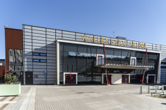 Wallenstam Arena i Mölnlycke är kommunens största arena för matcher och evenemang. Den är också innebandylaget Pixbo Wallenstams match- och träningsarena.