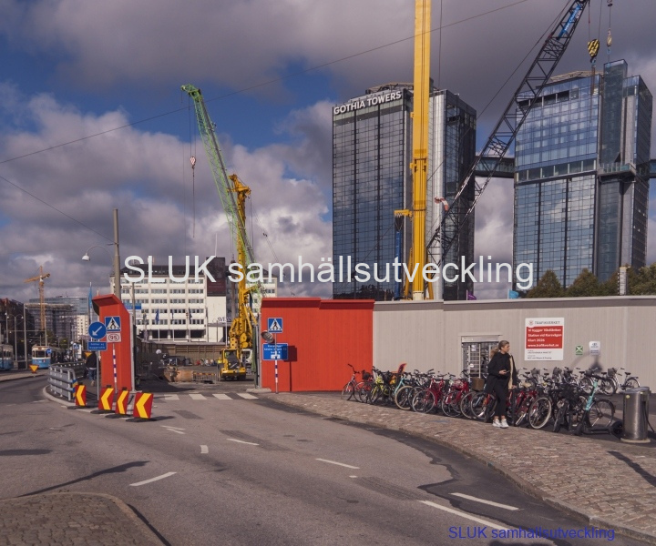 Korsvägen kommer att bli en knutpunkt för kollektivtrafiken och här pågår arbeten för Västlänken