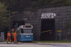 Här kommer spårvagnen från Chalmers i den befintliga tunneln.