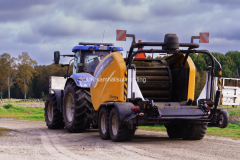 Traktor på väg