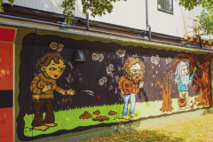 Det här är en annan utsmyckning på planket vid Södra Allègatan.